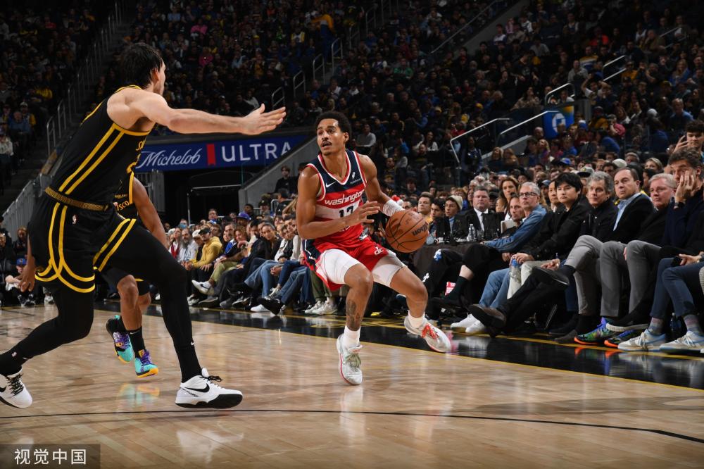 更是中国足 更是中国足