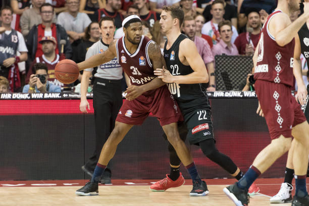 要求球队更 要求球队更